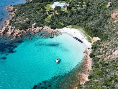 Migliori Spiagge di Porto San Paolo e dintorni -Panoramica Spiaggia del Dottore